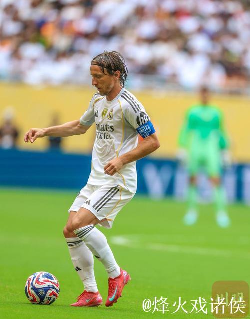 欧冠-贝林厄姆绝杀弗拉霍维奇错失良机 皇马1-0力克尤文 欧冠-贝林厄姆绝杀弗拉霍维奇错失良机 皇马1-0力克尤文