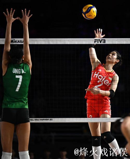 女排世锦赛：中国女排3-1力克墨西哥迎来首胜