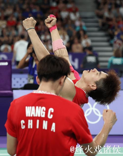 羽联总决赛：国羽两混双齐晋级 “梁王”组合出线仍有希望