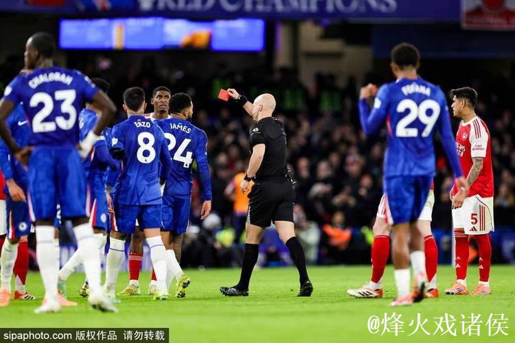 官方:凯塞多踩踏对手遭禁赛3场,盖耶掌掴队友被禁赛2场 官方:凯塞多踩踏对手遭禁赛3场,盖耶掌掴队友被禁赛2场